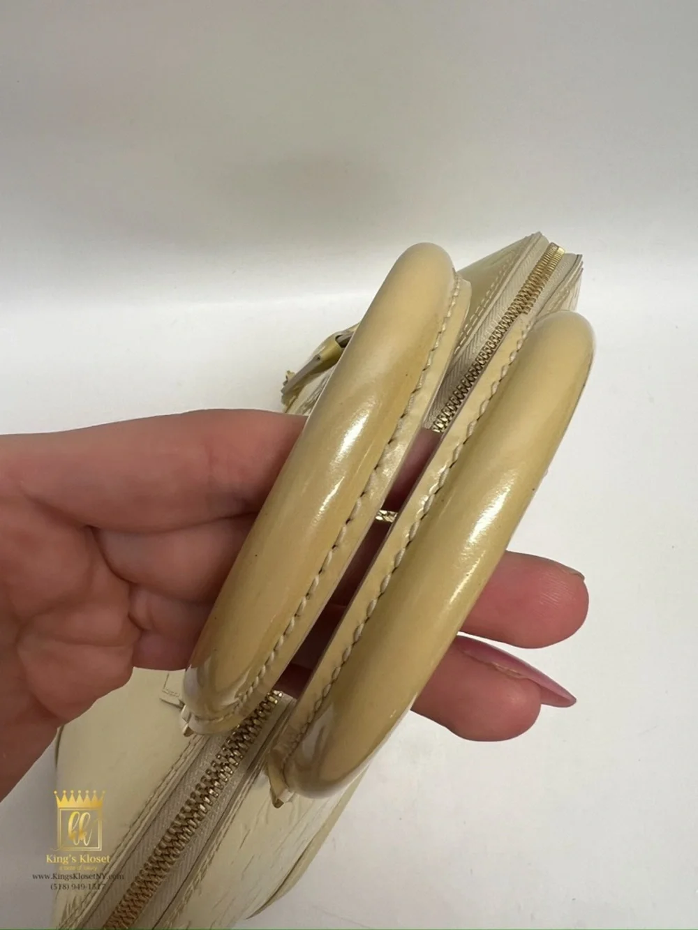 Louis Vuitton Olive Patent Vernis Alma Satchel - Picture 5 of 14